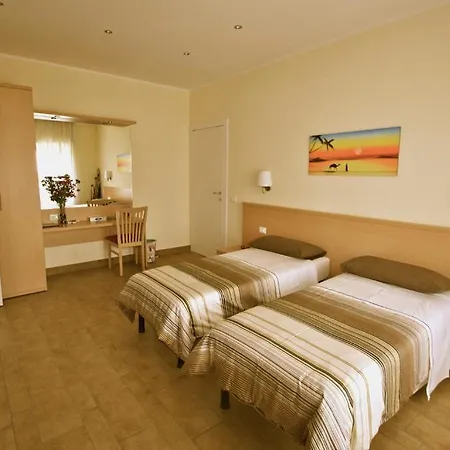 Alba Romana 4* רומא