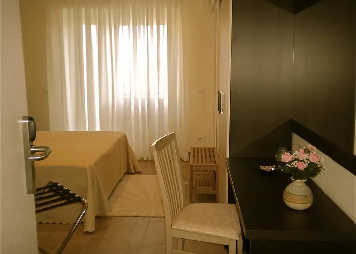 Alba Romana בית הארחה 4*
