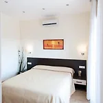Alba Romana بيت ضيافة 4*